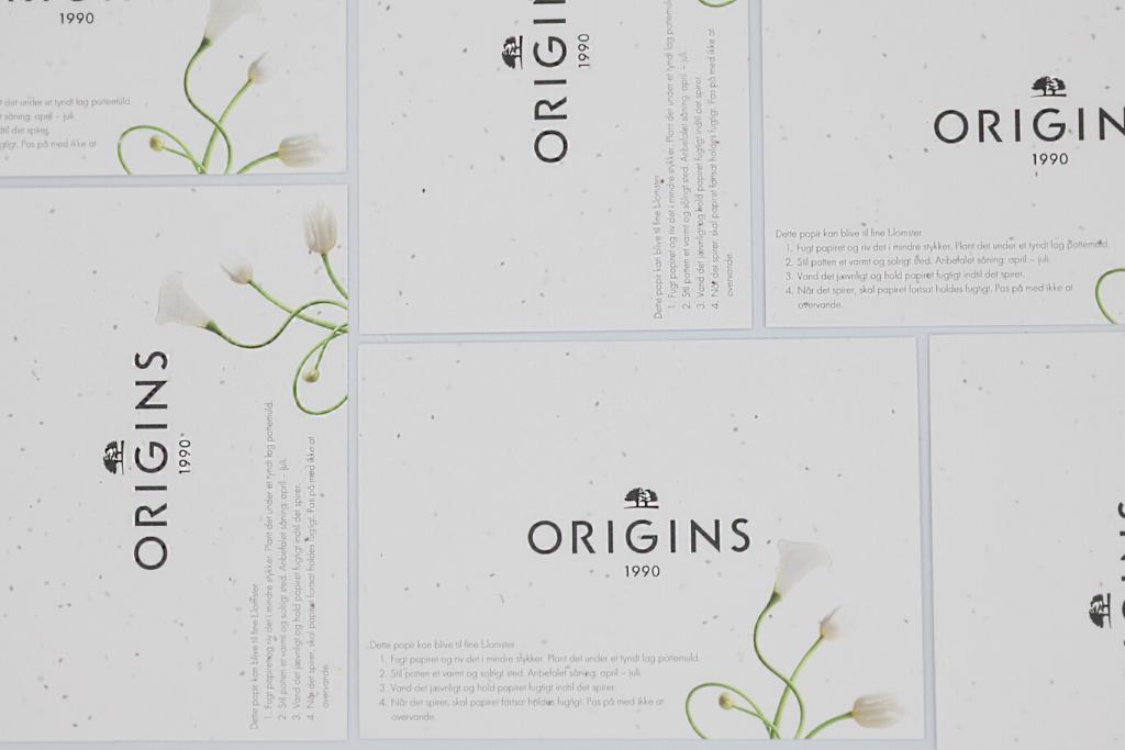 Cabecera una tarjeta plantable en papel con semillas contra la deforestación. marca Origins